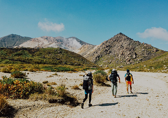 HAPPY HIKERS